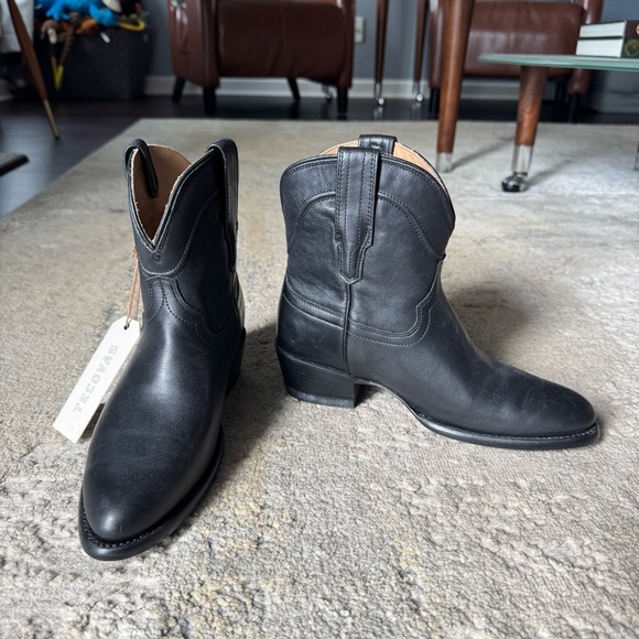 Tecovas Penny in Black - Picture 1 of 6